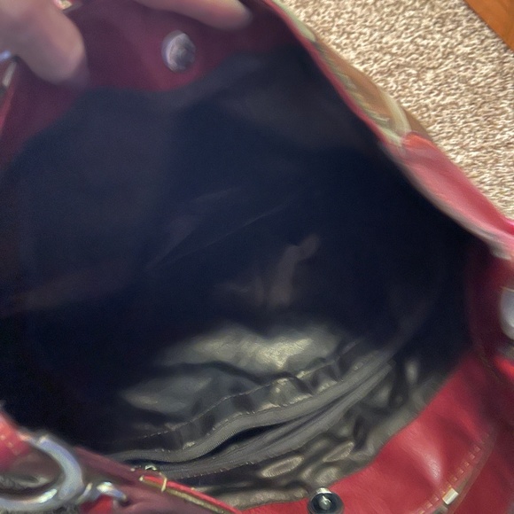 Girafe Print tote with matching cosmetic case - Picture 4 of 13